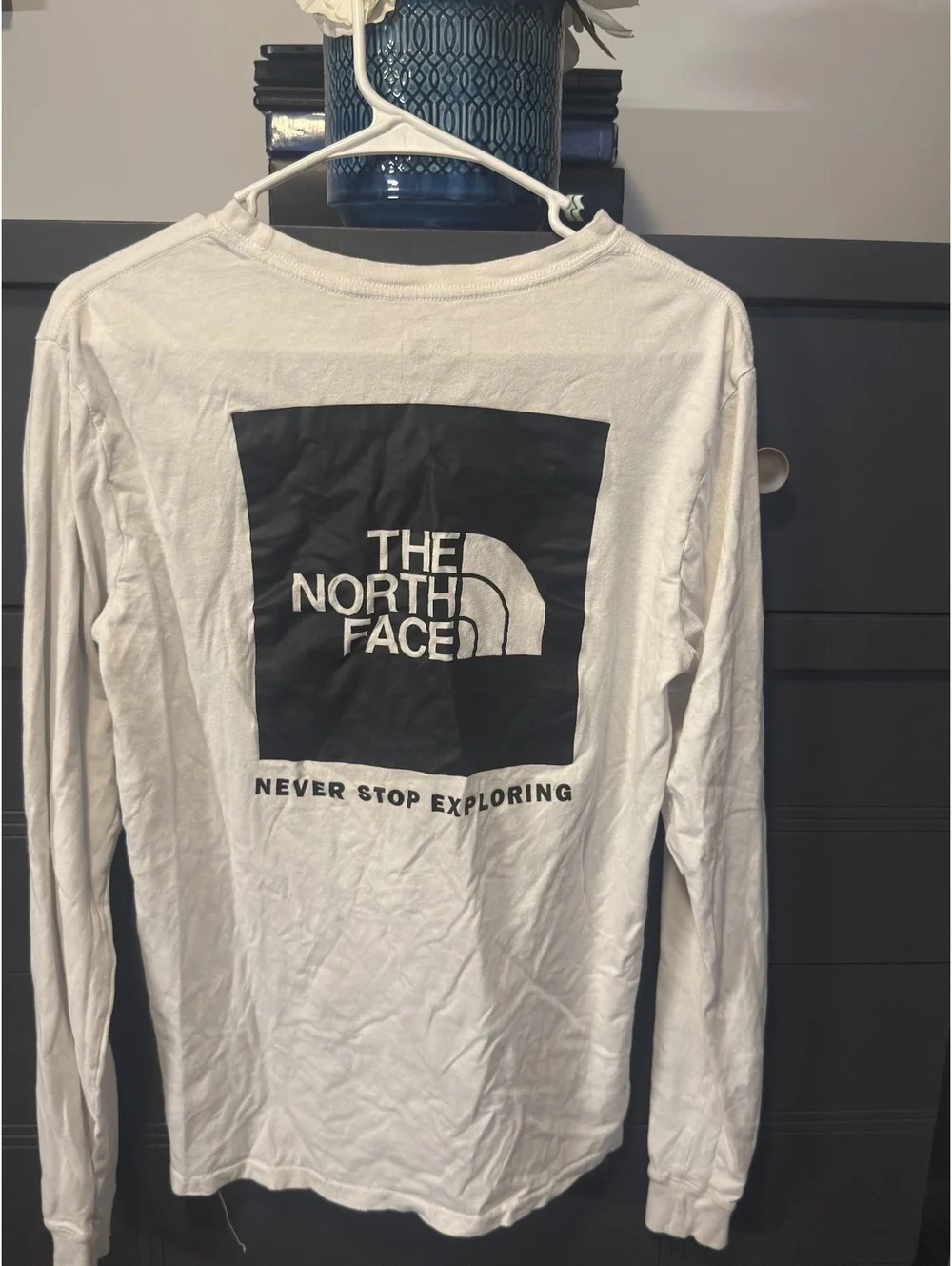 The North Face White Long Sleeve Logo T-Shirt Sz S